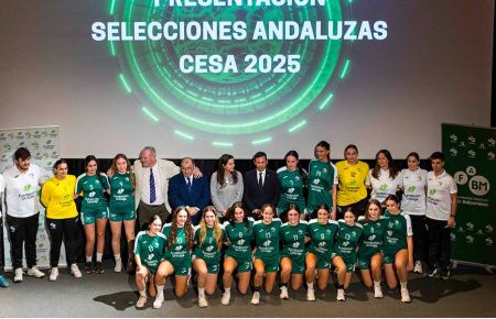 Galería con 20 fotos de la presentación de las selecciones andaluzas de balonmano en San Fernando