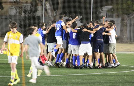 Galería con 42 fotos de los tres ascensos de la cantera del San Fernando CD y la Escuela Bahía