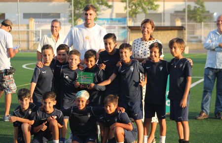 La cantera del San Fernando CD y de la Escuela Bahía copa los premios de CAFI en la clausura de la temporada